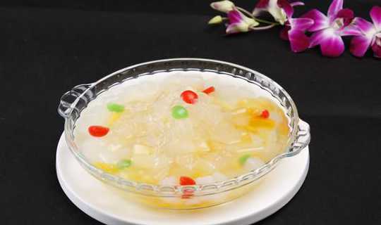 芦荟可以炖汤是什么味 请问芦荟生吃是什么味道的,芦荟应该怎样正确的吃