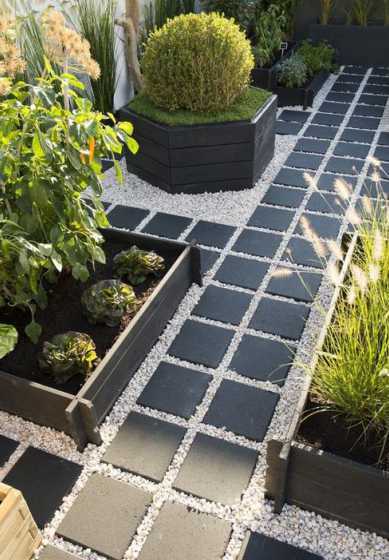 户外庭院地面铺什么好 露天院子地面铺什么砖好