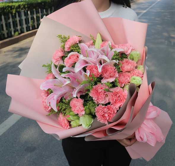 婆婆送媳妇什么花花语 给儿媳妇送花送什么