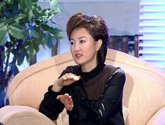 有个女艺人叫李什么枫 女主播吸引人的名字