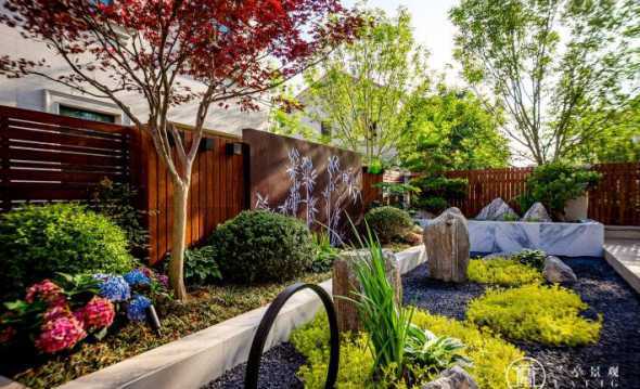 别墅院子主景放什么好 别墅门口的西南位摆什么好